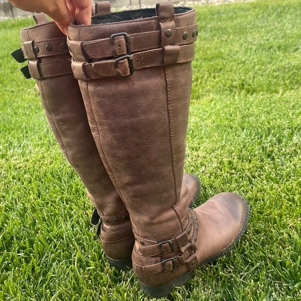 Born Gwynne Brown Leather Moto Biker Boots Distressed Harness Knee High | 7